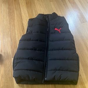 Boys PUMA size small (7-8) puffer vest BRAND NEW